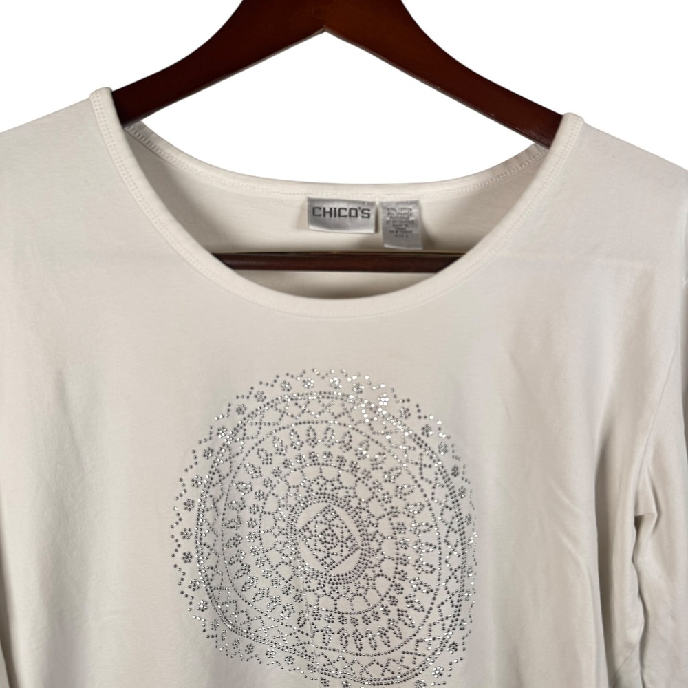 Chicos Womens Long Sleeve White Rhinestone Winter Mandala Shirt Top Size 3 /‎ XL